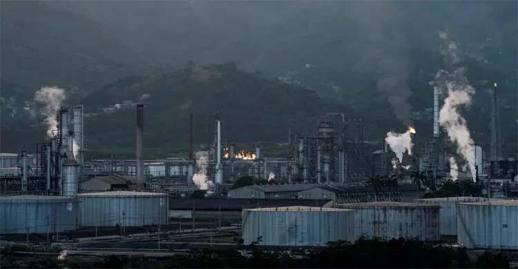 অনির্দিষ্টকাল ভেনেজুয়েলার তেল বিক্রি নিয়ন্ত্রণ করবে যুক্তরাষ্ট্র