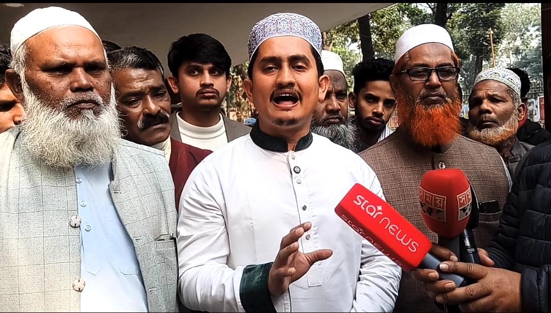 কড়াইল বস্তিতে তারেক রহমান কার্ড দেখিয়ে মানুষ প্রলুব্ধ করে ভোট চেয়ে আচরণবিধি লঙ্ঘন করছেন: সারজিস